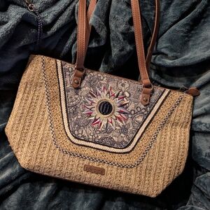 Bohemian Beige "Meadow" Handwoven Straw Medium Size Zip Top Handbag